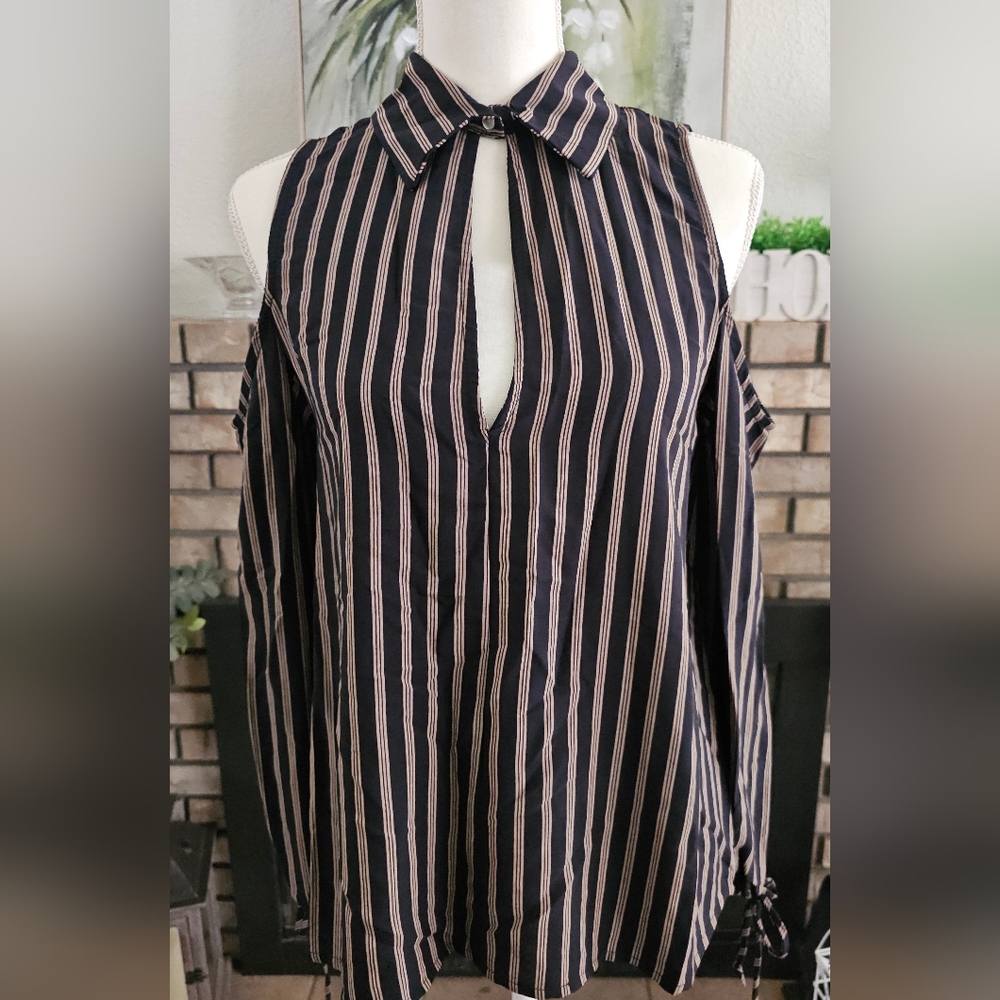 Black and White Striped Sleeveless Top